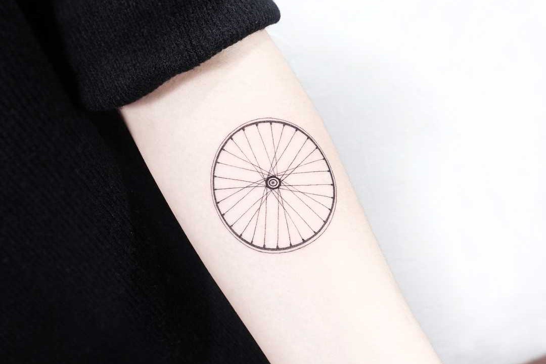 Bicycle-wheel-tattoo-by-tattooist-Ida.jpeg