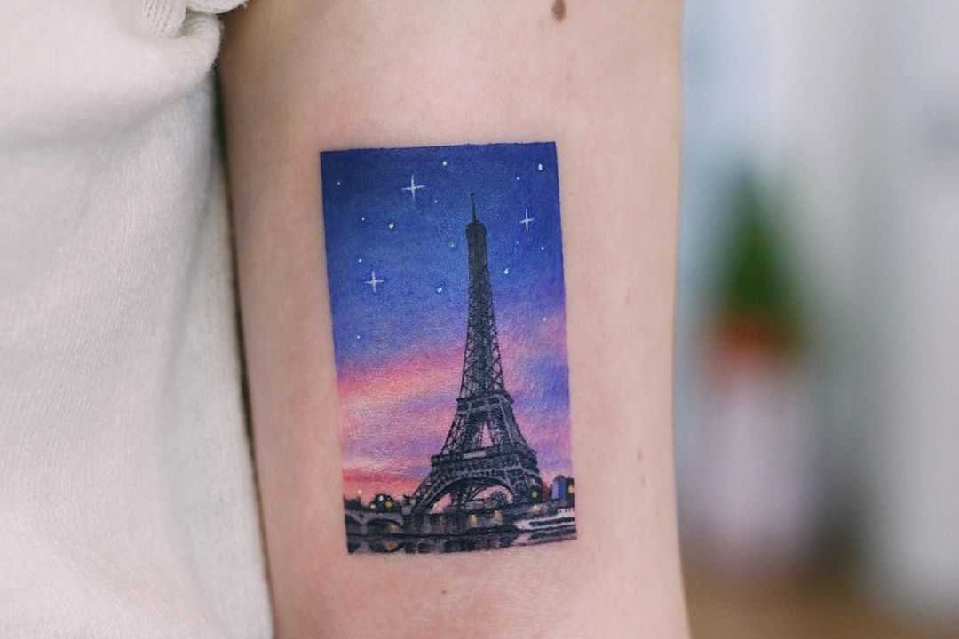 Eiffel-Tower-in-sunset-by-tattooist-Saegeem