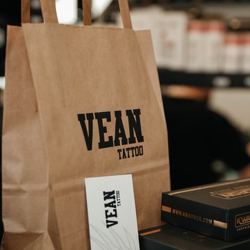 Tattoo- und Piercingstudios VEAN TATTOO