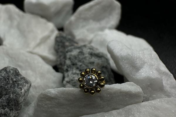 Schmuck für das Nostril Piercing