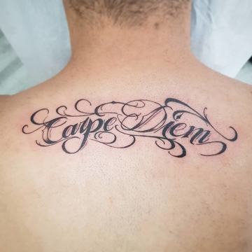 Carpe-Diem-Tattoo