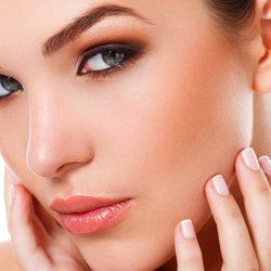 Jochbeinen Permanent Make-up